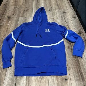 Men’s under Armour hoodie